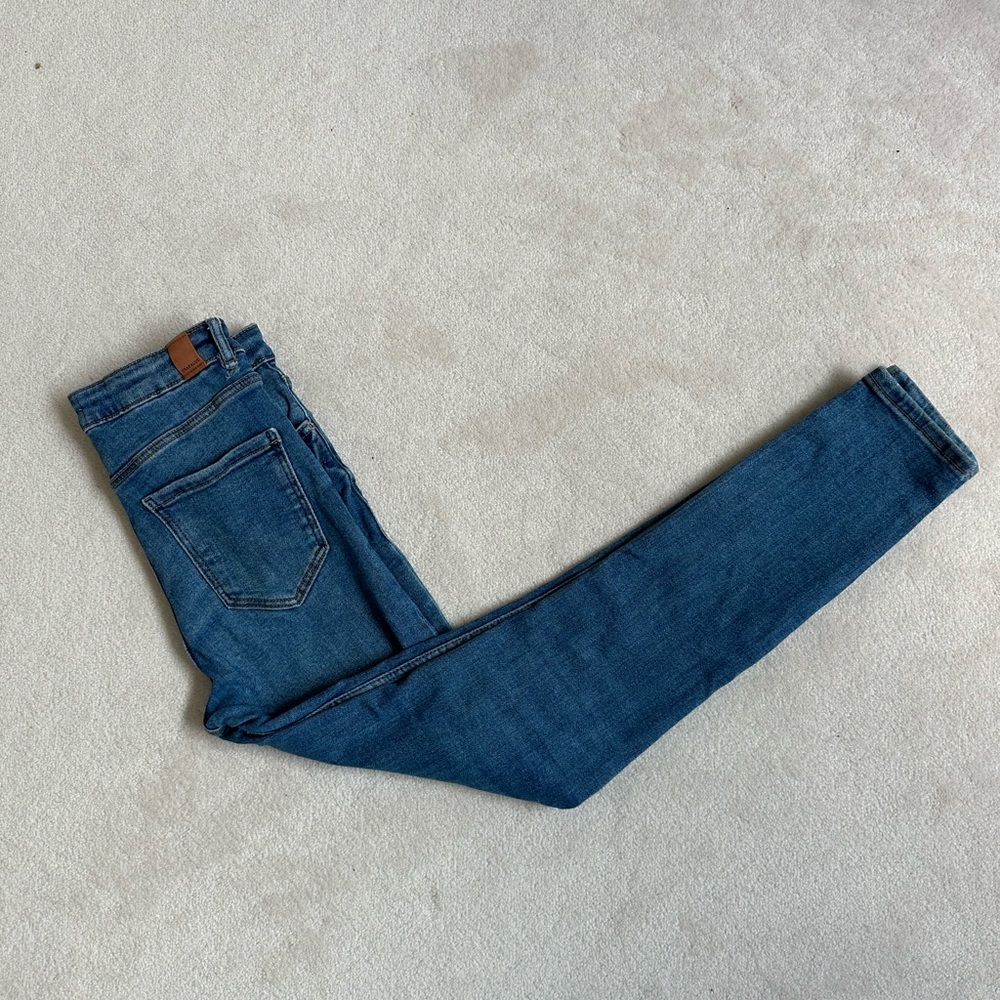 ZARA skinny denim jeans Trafaluc medium wash size 6 or European 38